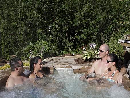 Auberge Aux Quatre Matins - Spa extérieur